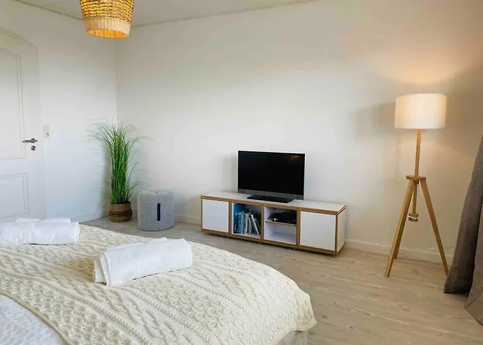 Düne 77 Moderne Ferienwohnung